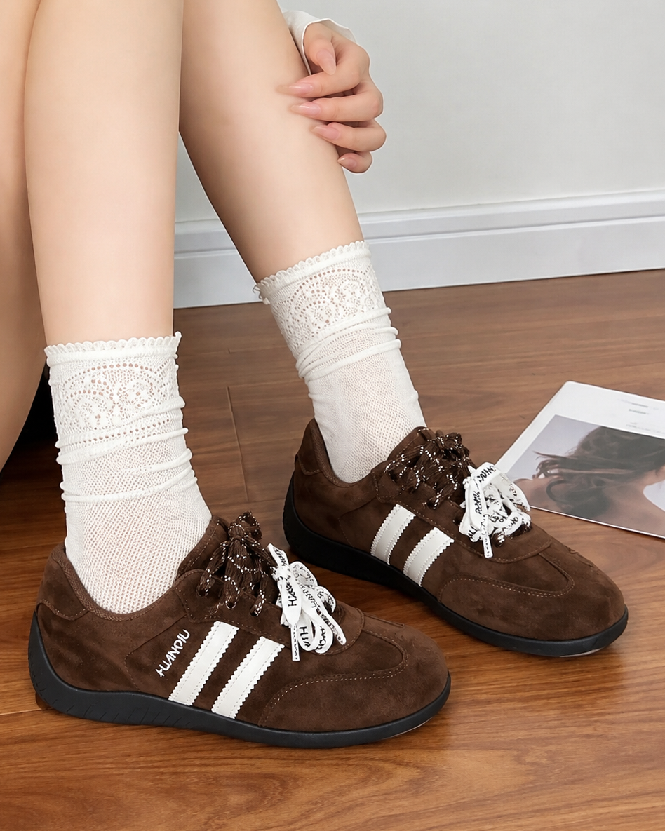 Retro Suede Line Sneakers