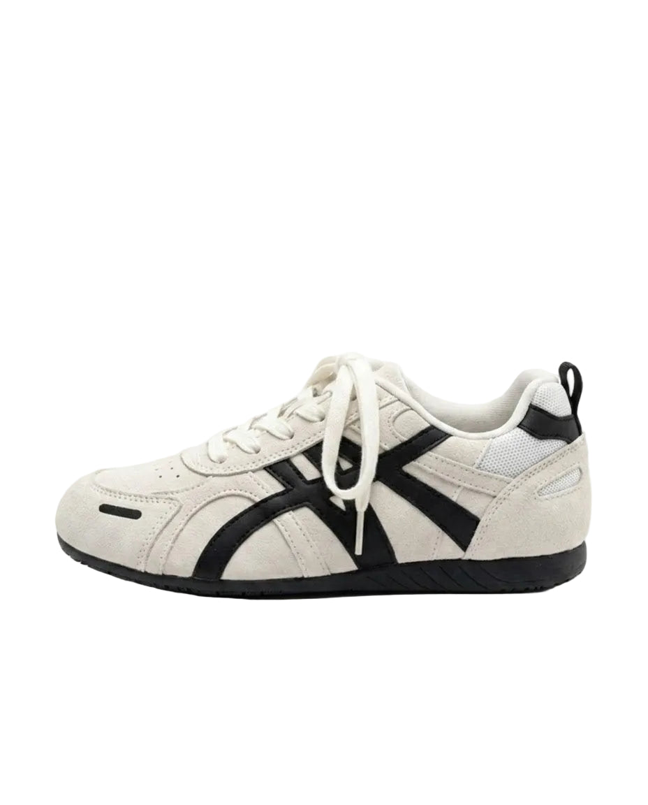 Retro Line Sneaker