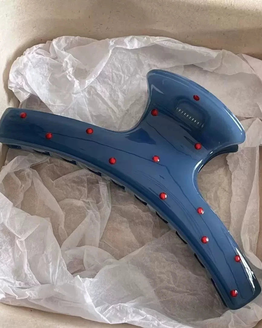 Retro Girl Hair Clip