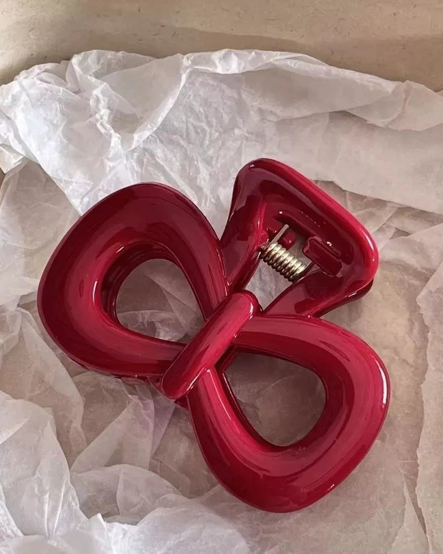 Retro Girl Hair Clip