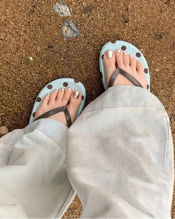 Retro Dot Sandals